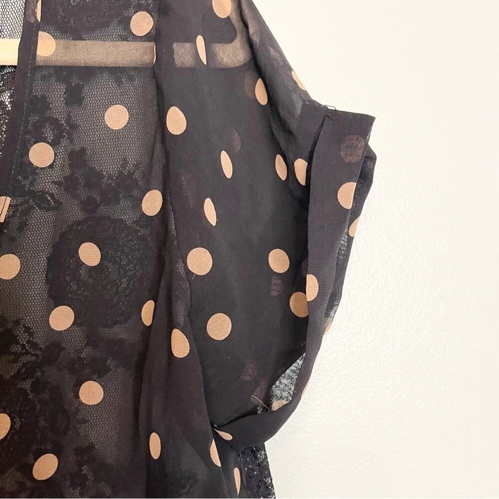 Passport Women's Black Polka Dots Short Sleeve Sheer Lace Mesh Blouse Top Large - Picture 5 of 10